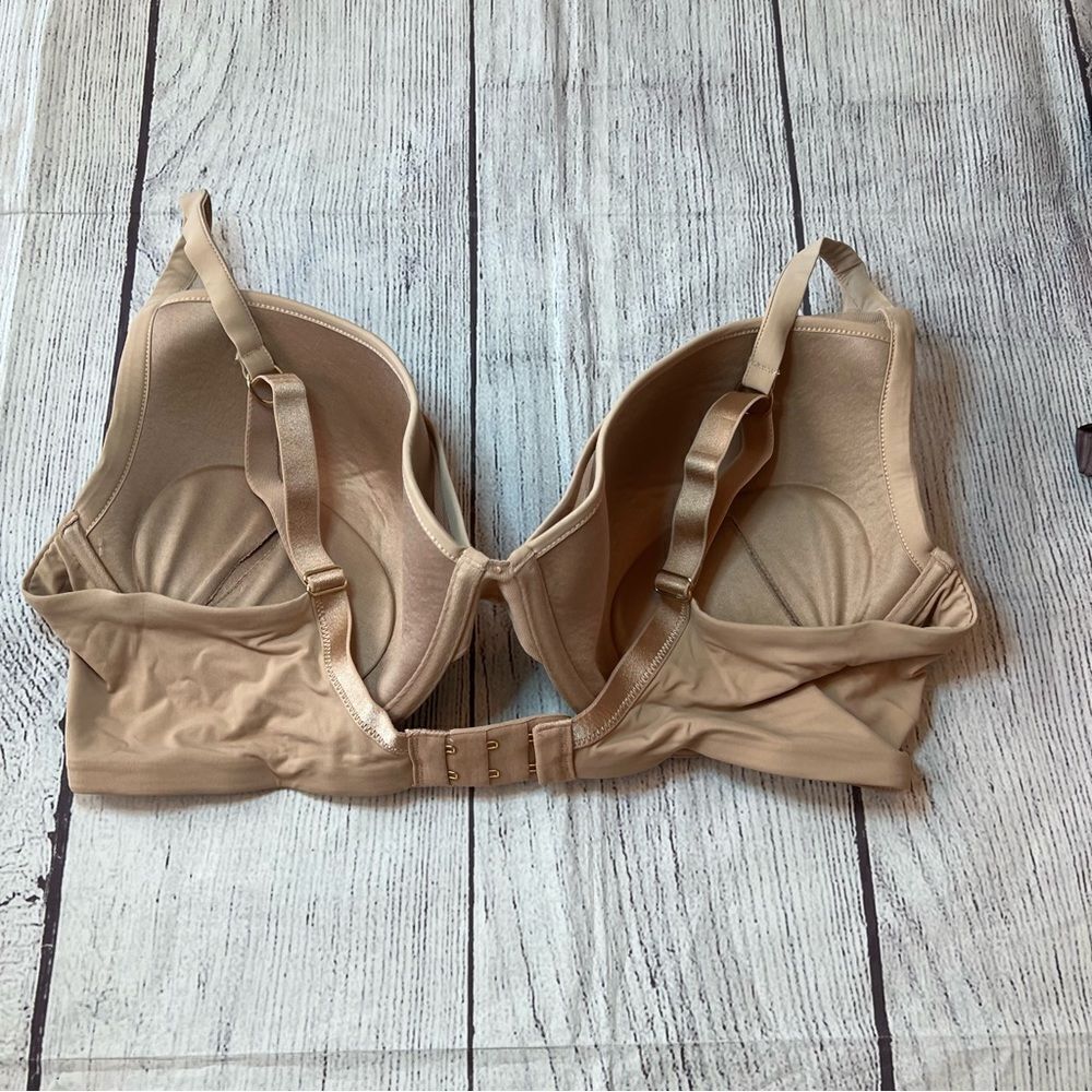 ThirdLove 24/7 Classic Contour Plunge Bra size 38E Tan - Picture 6 of 9